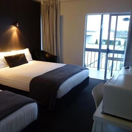 The Riccarton Hotel Christchurch Esterno foto
