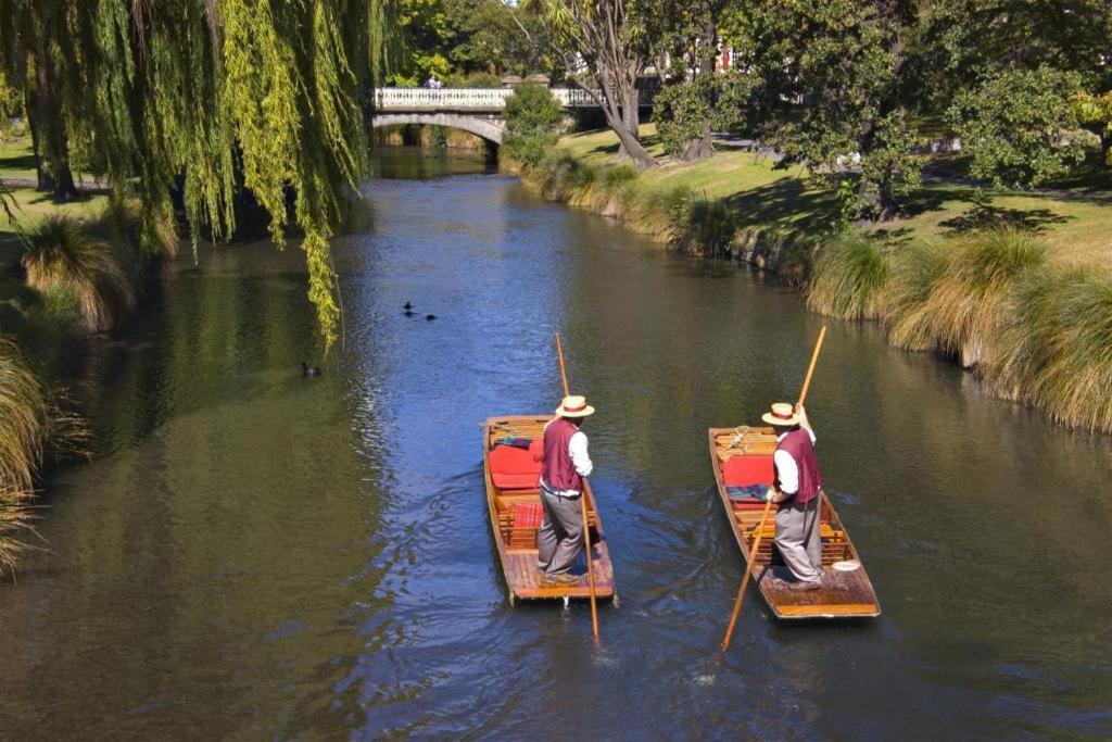 The Riccarton Hotel Christchurch Esterno foto