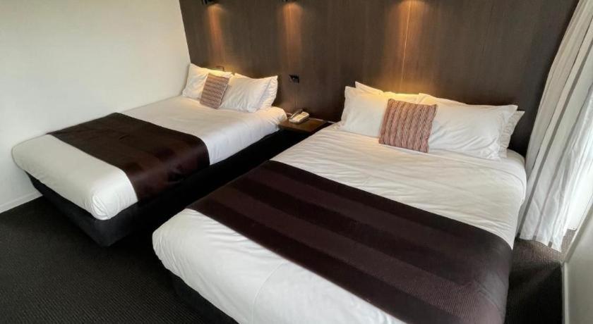 The Riccarton Hotel Christchurch Esterno foto