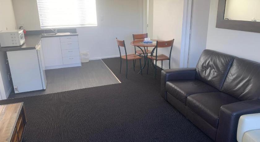 The Riccarton Hotel Christchurch Esterno foto